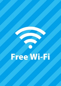 水色の斜めストライプデザインのフリーワイファイ(無料で使える無線LAN)を表すマーク・張り紙テンプレート